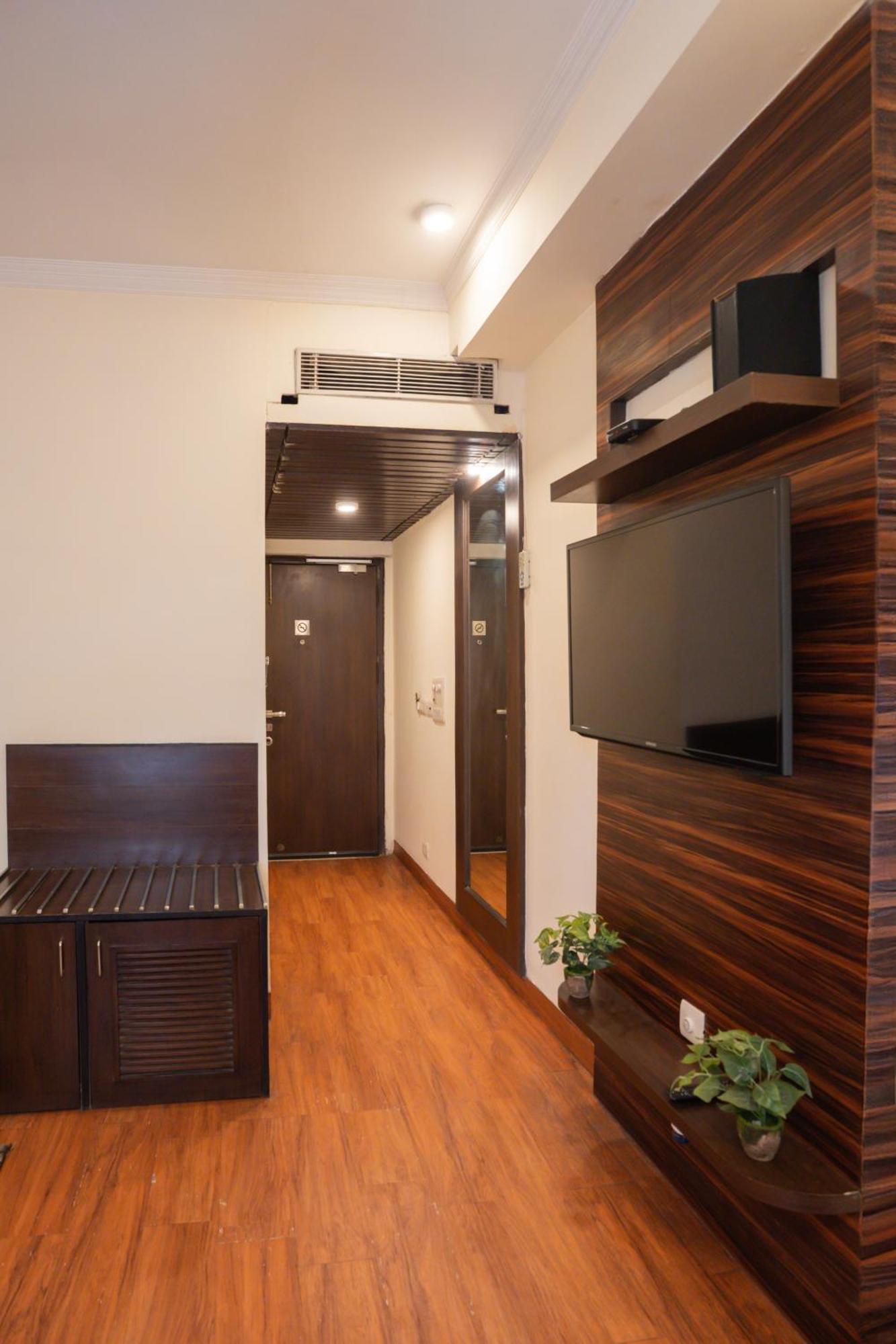Ahuja Residency Cyber City II Гургаон Екстериор снимка